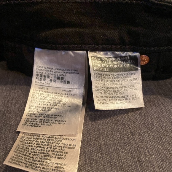 Levi's® Premium RIBCAGE WOMENS SHORTS. Sz 26 - Picture 7 of 8